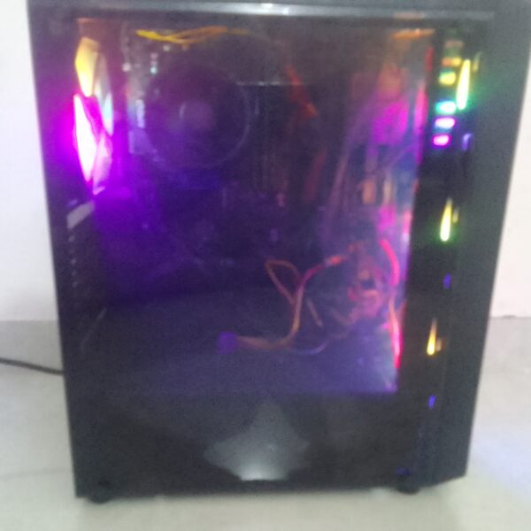 Ryzen 5 Gaming pc Pre owned With Gaming Cabinet